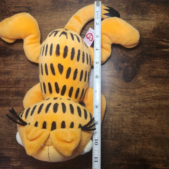 GARFIELD TY Beanie Buddies  Lying Down *RETIRED* Rare 2006 12" Long Orange Cat - Picture 7 of 8